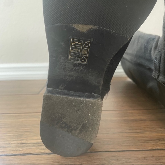 Tory Burch boots black grained leather knee high zip up boots luxury boots - Picture 7 of 16